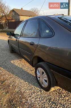 Ліфтбек Renault Laguna 1996 в Самборі