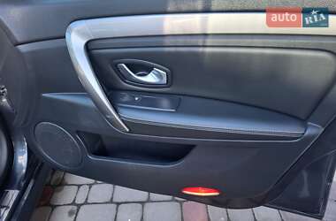 Универсал Renault Laguna 2011 в 