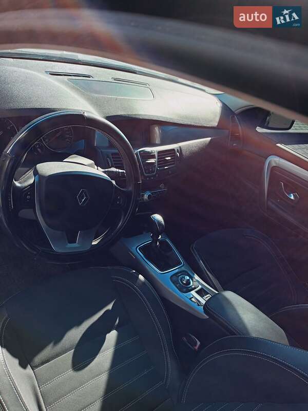 Универсал Renault Laguna 2011 в Бродах
