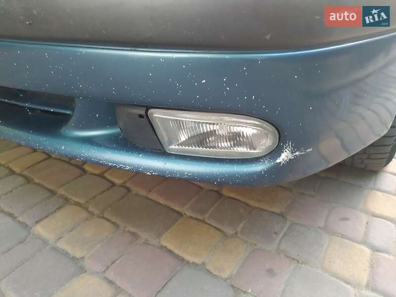 Лифтбек Renault Laguna 1994 в Самборе