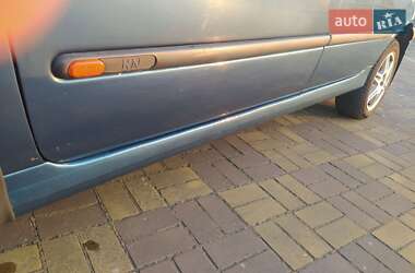 Лифтбек Renault Laguna 1994 в 