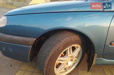 Лифтбек Renault Laguna 1994 в 