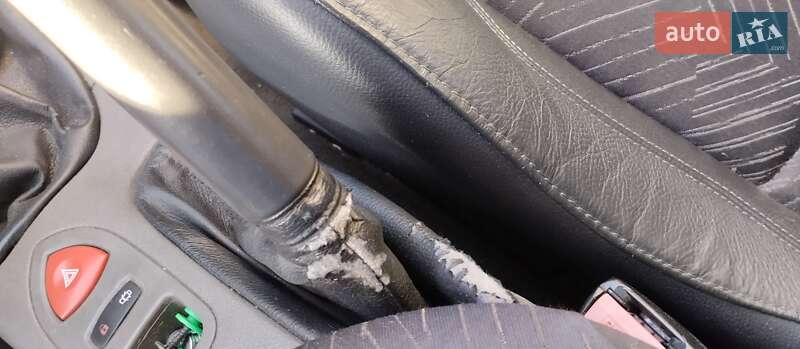 Ліфтбек Renault Laguna 2002 в Києві