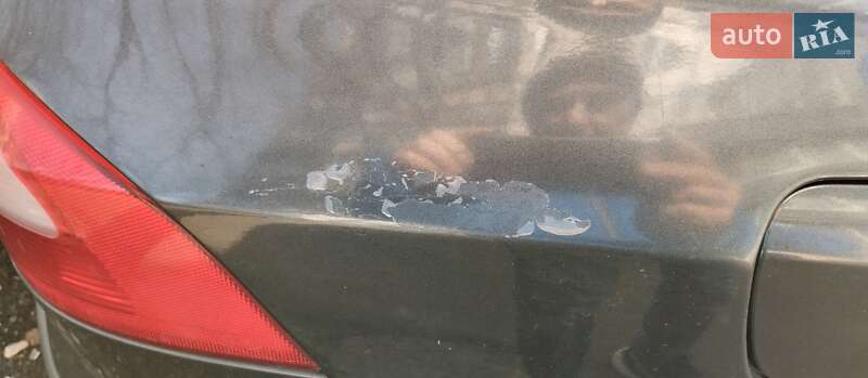 Ліфтбек Renault Laguna 2002 в Києві