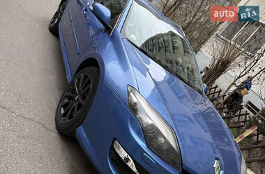 Универсал Renault Laguna 2011 в 
