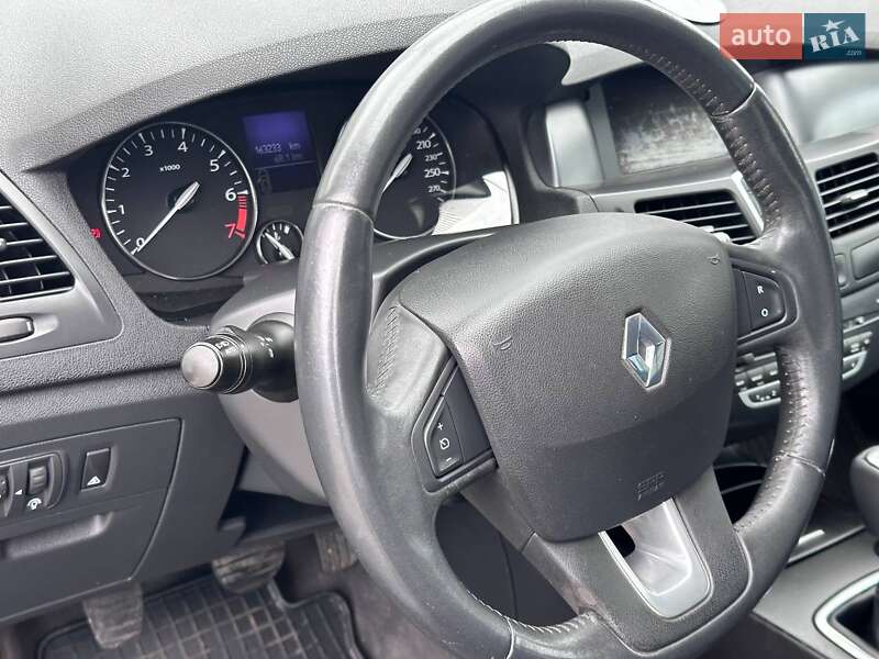 Лифтбек Renault Laguna 2007 в Кропивницком