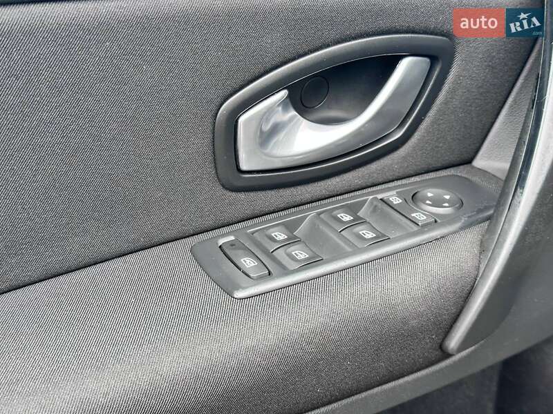 Лифтбек Renault Laguna 2007 в Кропивницком