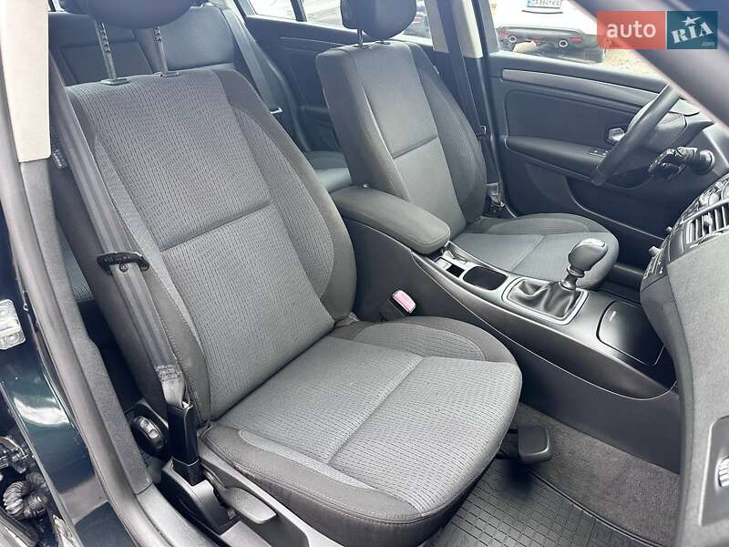 Лифтбек Renault Laguna 2007 в Кропивницком