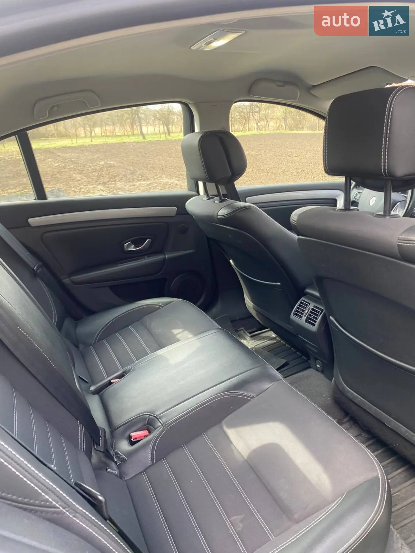 2010 Renault Laguna - мініатюра 3