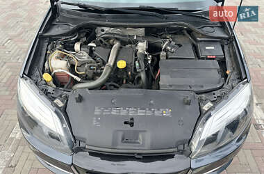 Ліфтбек Renault Laguna 2015 в 