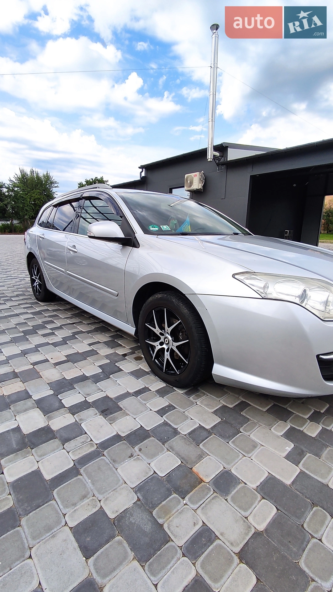 2010 Renault Laguna - мініатюра 3
