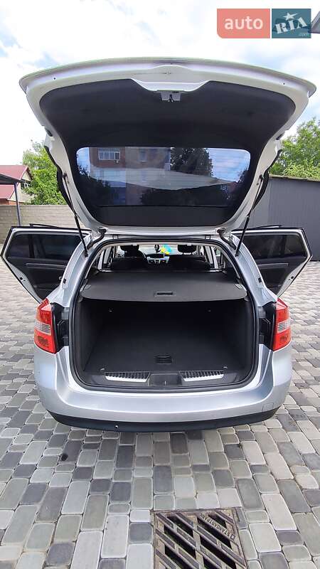 Універсал Renault Laguna 2010 в Гадячі