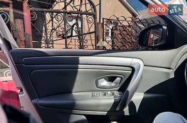 Универсал Renault Laguna 2010 в 