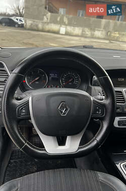 Ліфтбек Renault Laguna 2015 в 
