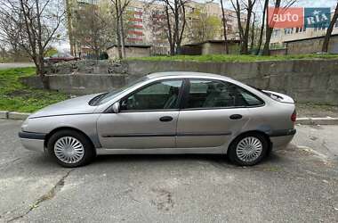 Лифтбек Renault Laguna 1995 в 