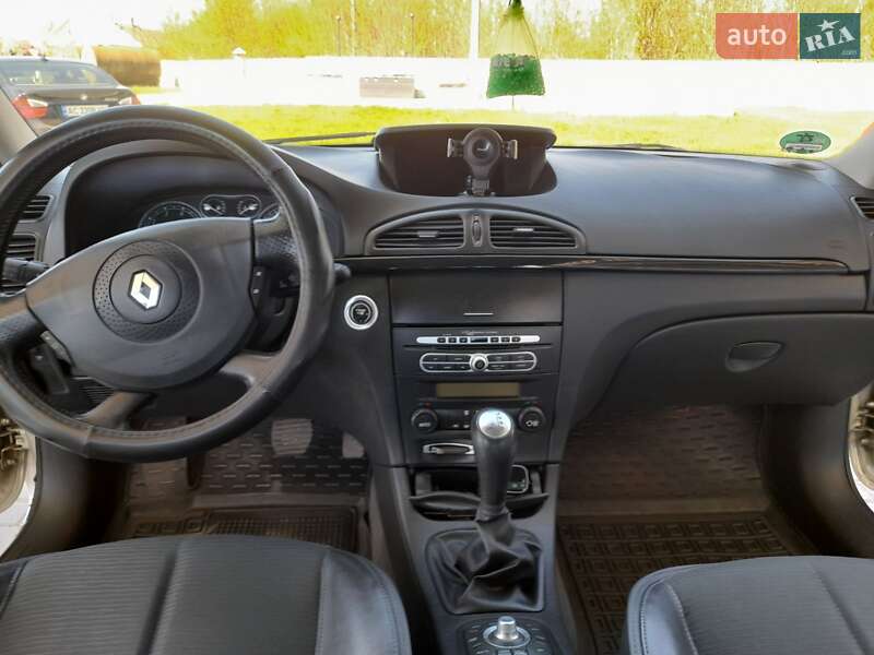 Лифтбек Renault Laguna 2006 в Тульчине