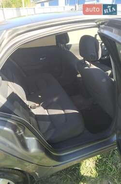 Лифтбек Renault Laguna 2006 в 