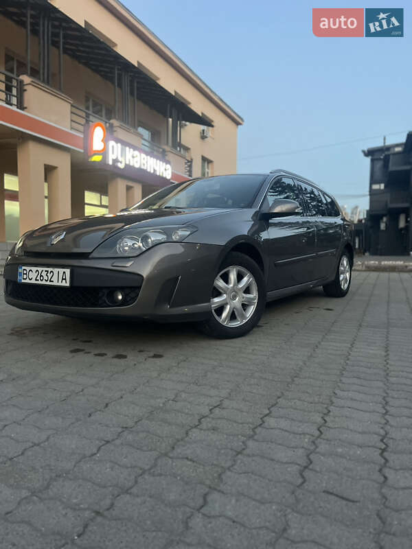 Универсал Renault Laguna 2010 в 