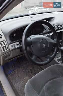 Універсал Renault Laguna 2001 в 