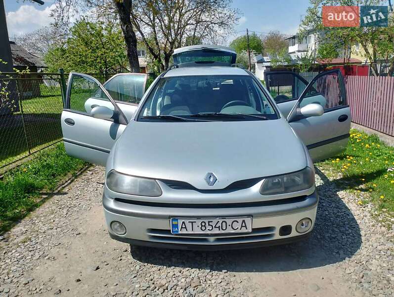 Универсал Renault Laguna 2000 в 