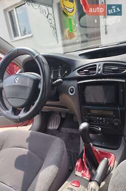 Лифтбек Renault Laguna 2002 в 