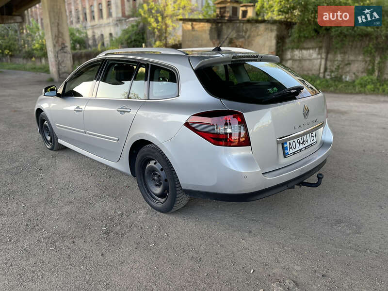 Універсал Renault Laguna 2011 в Мукачевому