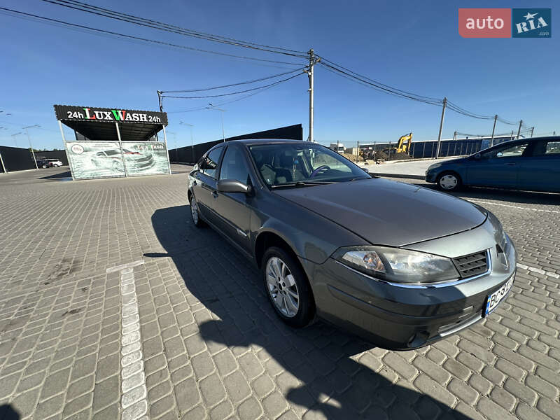 Ліфтбек Renault Laguna 2006 в Львові