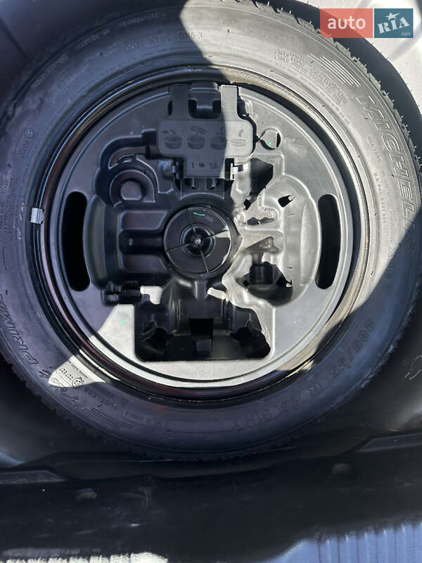 Ліфтбек Renault Laguna 2006 в Львові