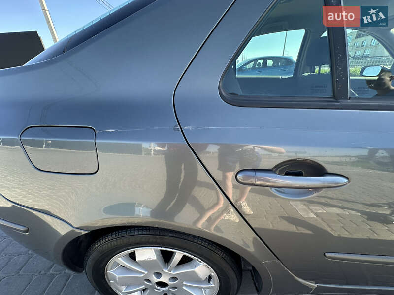 Ліфтбек Renault Laguna 2006 в Львові