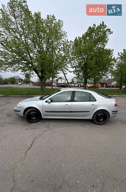 Лифтбек Renault Laguna 2003 в 