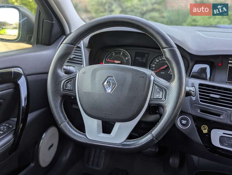 Ліфтбек Renault Laguna 2013 в Хмельницькому