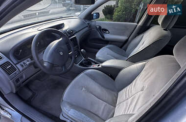 Лифтбек Renault Laguna 2003 в 