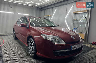 Ліфтбек Renault Laguna 2008 в 