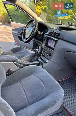 Лифтбек Renault Laguna 2001 в 