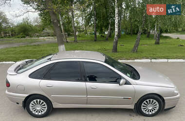 Лифтбек Renault Laguna 1996 в Остроге