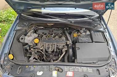Лифтбек Renault Laguna 2005 в 