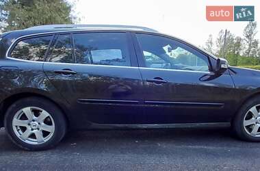 Универсал Renault Laguna 2012 в 