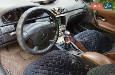 Лифтбек Renault Laguna 2002 в 