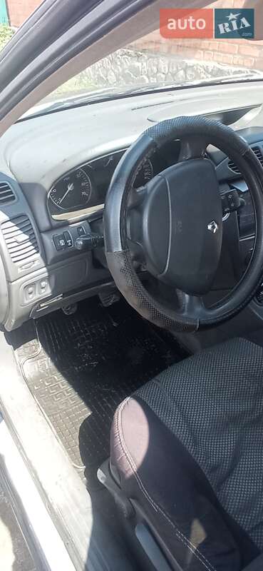 Універсал Renault Laguna 2001 в Калинівці