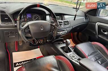 Купе Renault Laguna 2010 в 