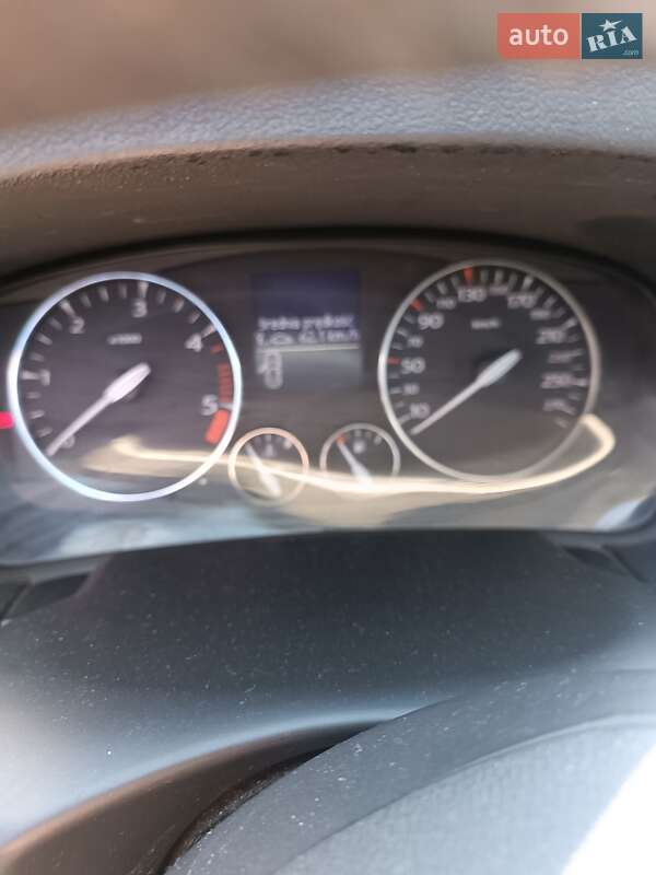 Універсал Renault Laguna 2010 в Ромнах фото 9 Універсал Renault Laguna 2010 в Ромнах