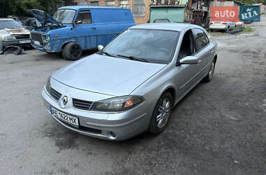 Лифтбек Renault Laguna 2005 в 