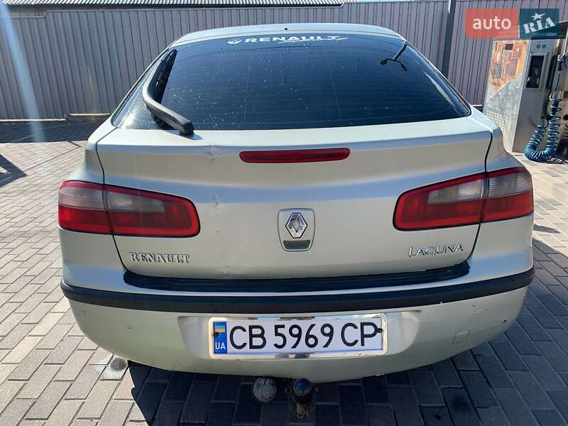 Лифтбек Renault Laguna 2001 в Киеве