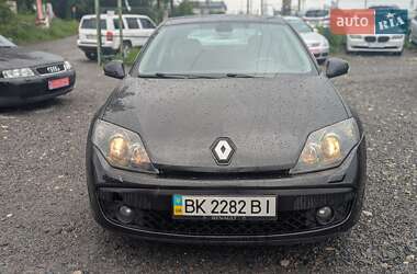 Лифтбек Renault Laguna 2010 в 