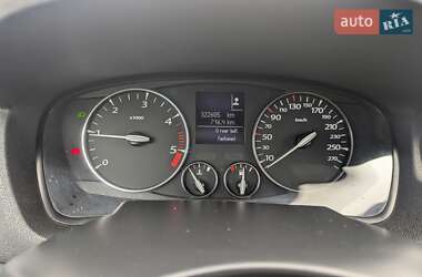 Лифтбек Renault Laguna 2010 в 