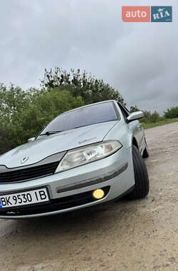Ліфтбек Renault Laguna 2001 в 