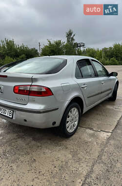 Ліфтбек Renault Laguna 2001 в 