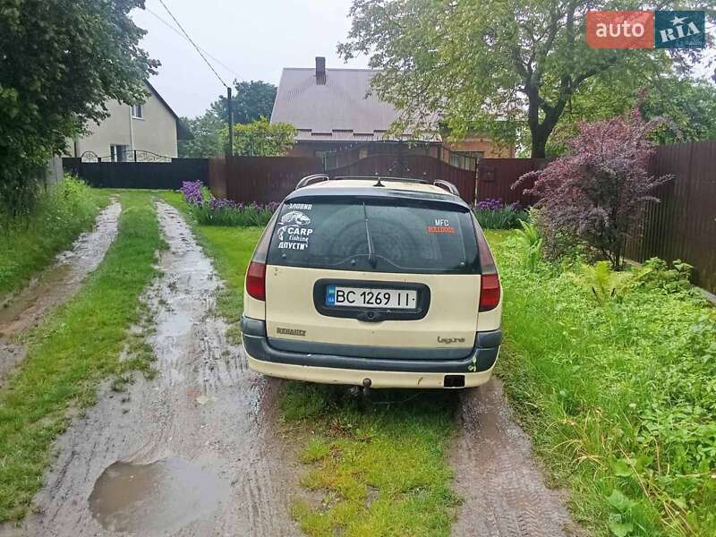 Універсал Renault Laguna 1995 в Золочеві