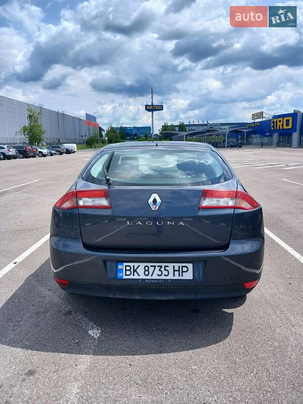 Лифтбек Renault Laguna 2011 в Ровно