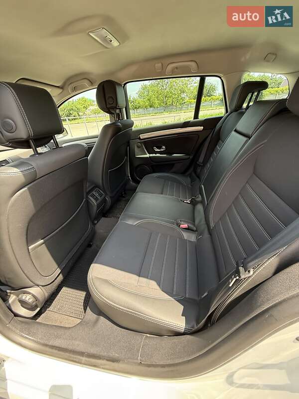 Універсал Renault Laguna 2010 в Новоселиці
